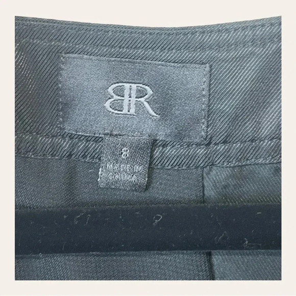 BANANA REPUBLIC MONOGRAM BLACK MINI DRESS SIZE 8 WITH PLEATS IN FRONT AND BACK - Picture 7 of 10